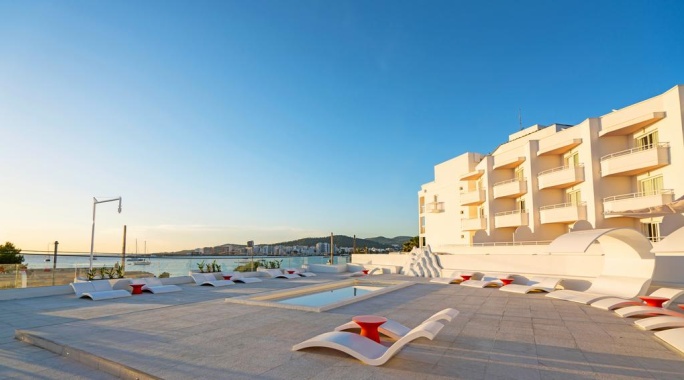 Hôtel THB Naeco Ibiza 4* Adult Only +18, Séjour Espagne & ses îles, Baléares, Ibiza par Ôvoyages Hôtel THB Naeco Ibiza 4* Adult Only +18, Séjour Espagne & ses îles, Baléares, Ibiza par Ôvoyages