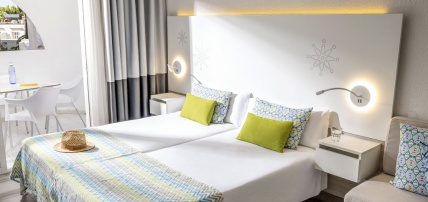 Hôtel MAGIC LIFE Cala Pada 4*, Séjour Espagne & ses îles, Baléares, Ibiza par Ôvoyages Hôtel MAGIC LIFE Cala Pada 4*, Séjour Espagne & ses îles, Baléares, Ibiza par Ôvoyages